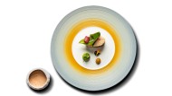 Haute cuisine in its purest form: a plate from “L'Oiseau Blanc”