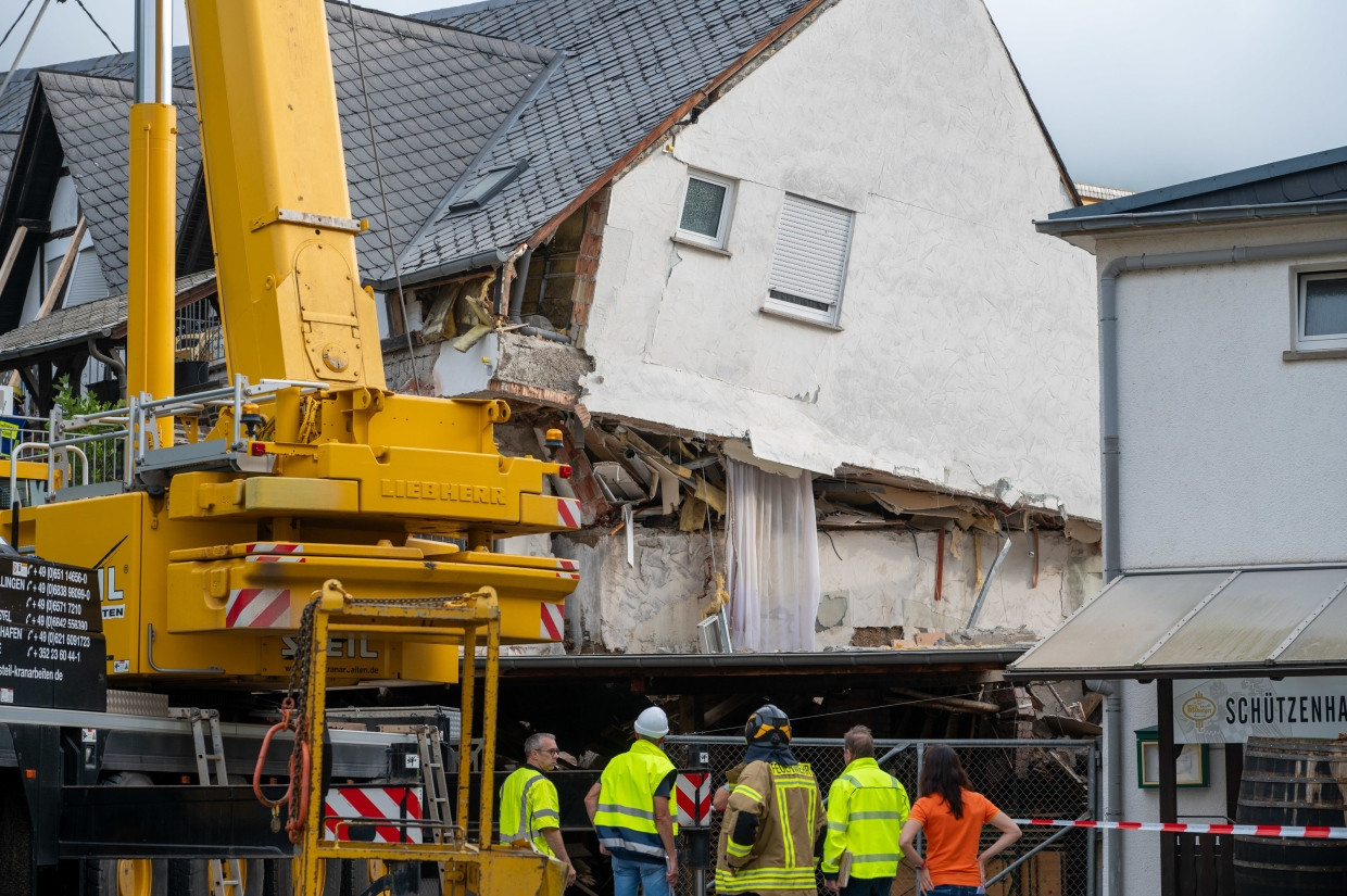 Das Hotel ist regelrecht in sich zusammengesackt.