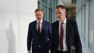 Christian Lindner and Christian Dürr (both FDP) on Friday in Berlin