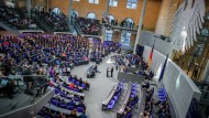 Chancellor Scholz speaks in the Bundestag