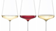 Exchange thoughts: No matter whether white, red or with bubble. The glass remains the same when wine is poured.