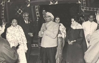 Sumitranandan Pant during a poetic gathering