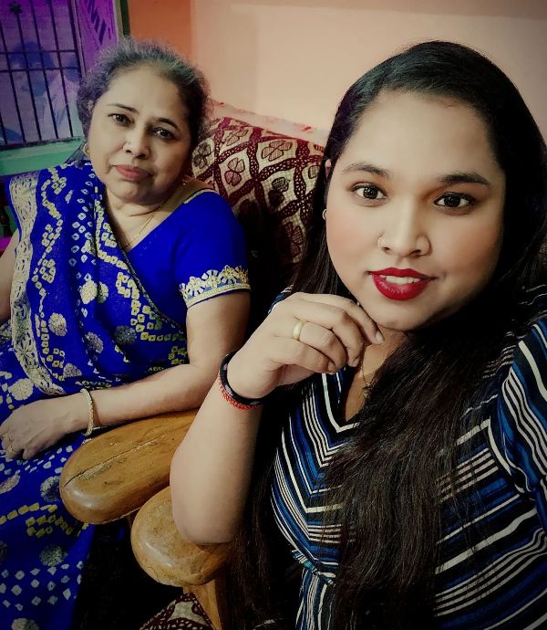 Purnima Pandey (right) with her mother