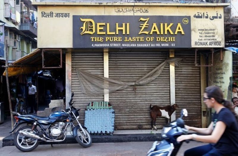'Hotel Ronak Afroz' (renamed as 'Delhi Zaika') on Pakmodia Street in Mumbai