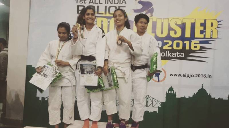 Suchika Tariyal (second from left) with her gold medal in 2016 All India Police Judo Cluster Championship