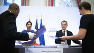 On Monday in Paris: British Home Secretary Suella Bravermann and her French counterpart Gerald Darmanin sign the agreement.