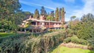 Outdated luxury: the former villa of Sophia Loren and Carlo Ponti