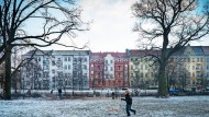 Cold outside, warm inside: But who will pay for the heating in the future – like here in Berlin?