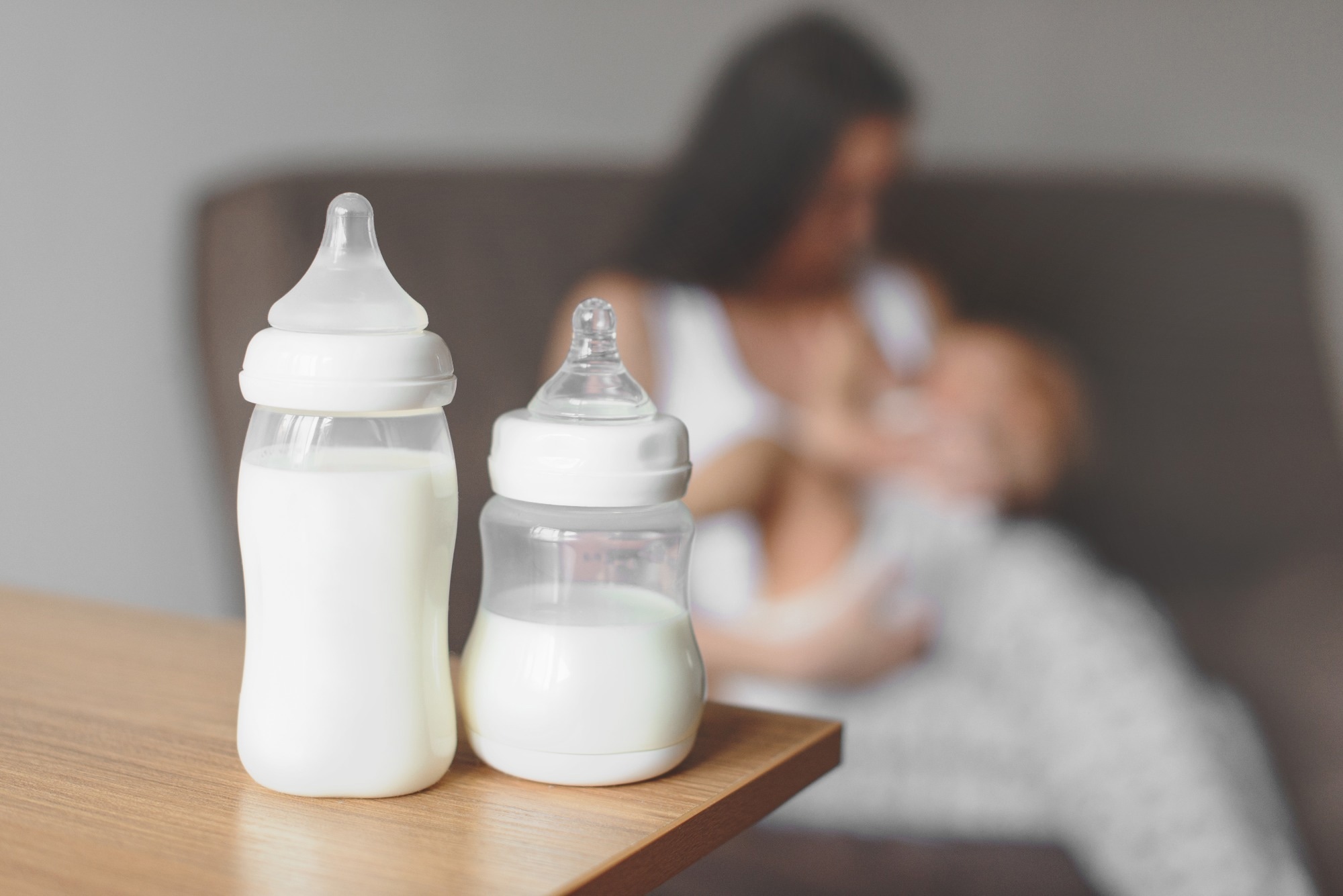 Study: Milk antibody response after 3rd dose of COVID-19 mRNA vaccine and SARS-CoV-2 breakthrough infection and implications for infant protection. Image Credit: evso/Shutterstock