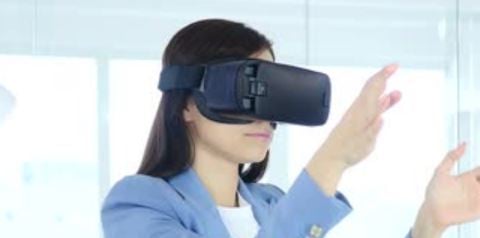 Virtual and augmented reality thumbnail