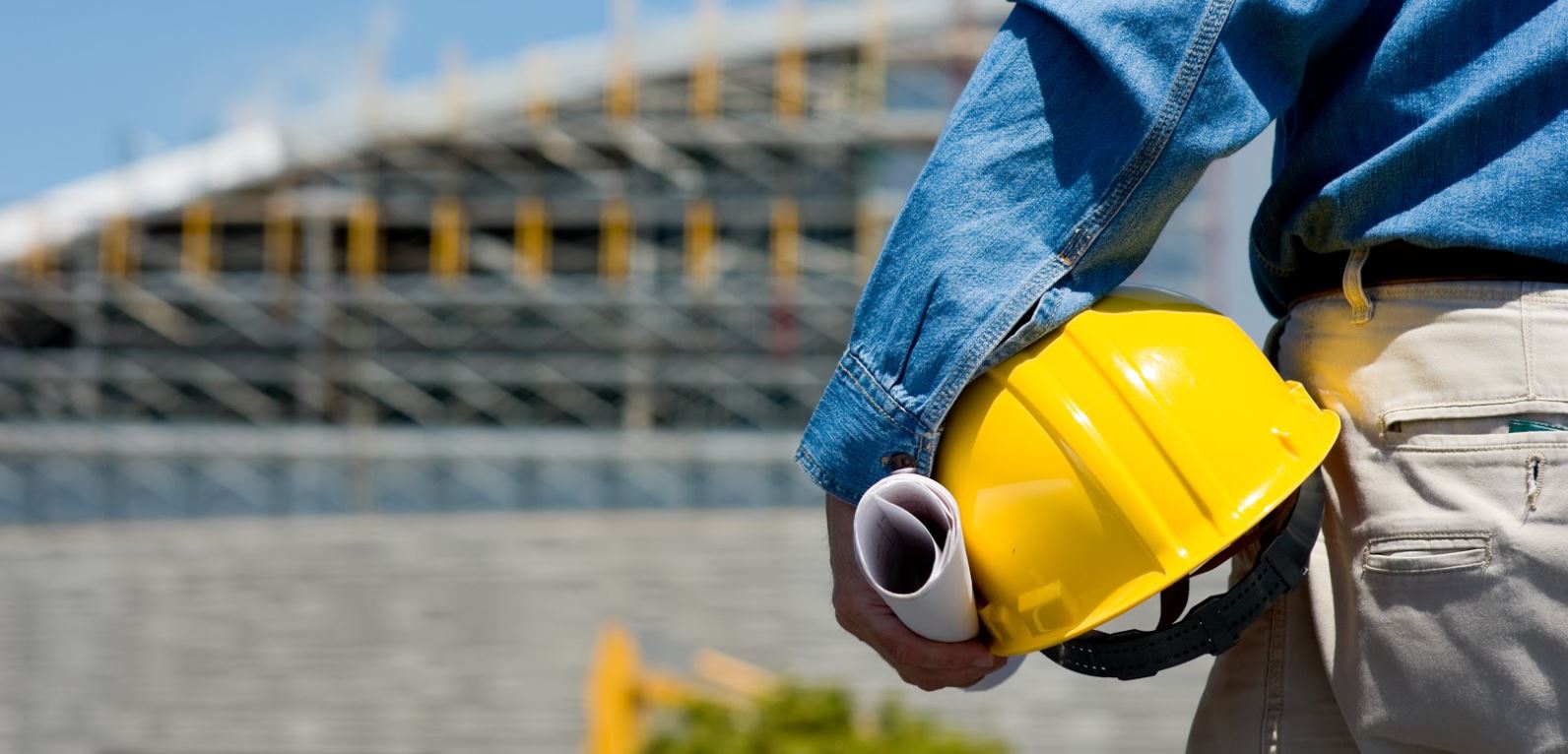 Why are regulations required in the construction industry - 398983449