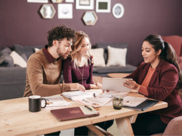 Couple with their mortgage broker