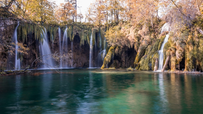 Embarking on Nature's Splendor: USA's Premier Waterfall Destinations