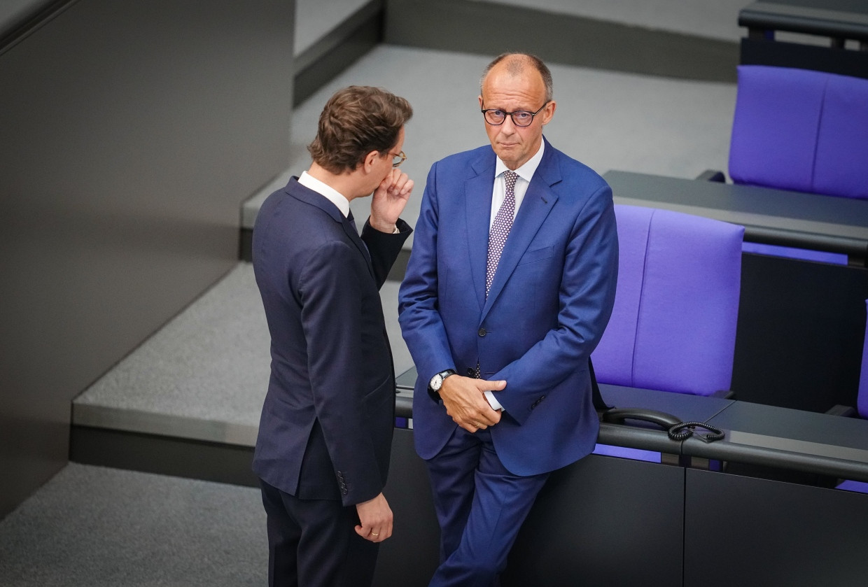 Beratungen: Wüst und Merz sprechen 2022 im Bundestag.